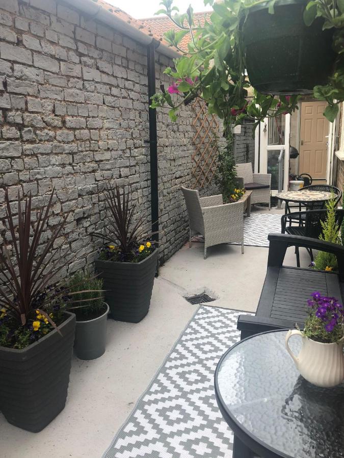 Large Cottage, Beach, Pubs Shops, Netflix, Bbq, Dog Friendly Hunmanby Zewnętrze zdjęcie