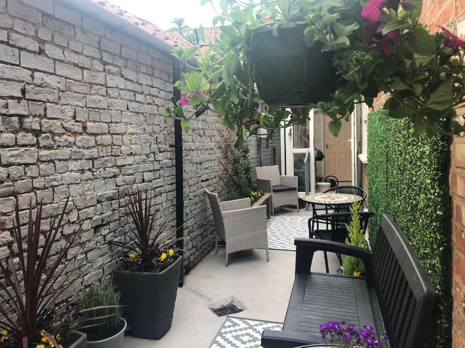 Large Cottage, Beach, Pubs Shops, Netflix, Bbq, Dog Friendly Hunmanby Zewnętrze zdjęcie